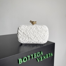 Bottega Veneta Clutch Bags